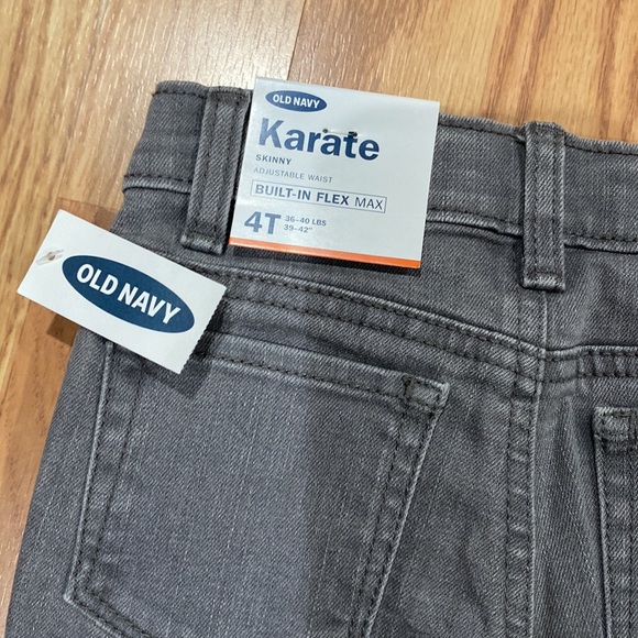 Old Navy toddler jeans. NWT - Picture 3 of 4